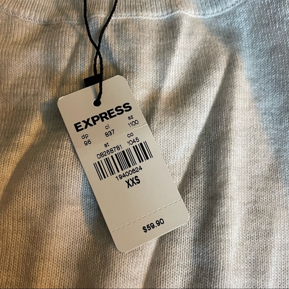BNWT Express Sweater - Picture 4 of 7